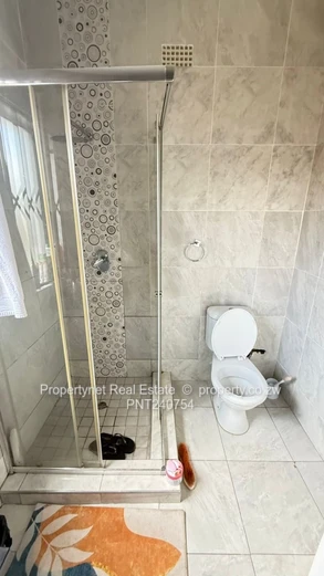 Solid neat family home!!!