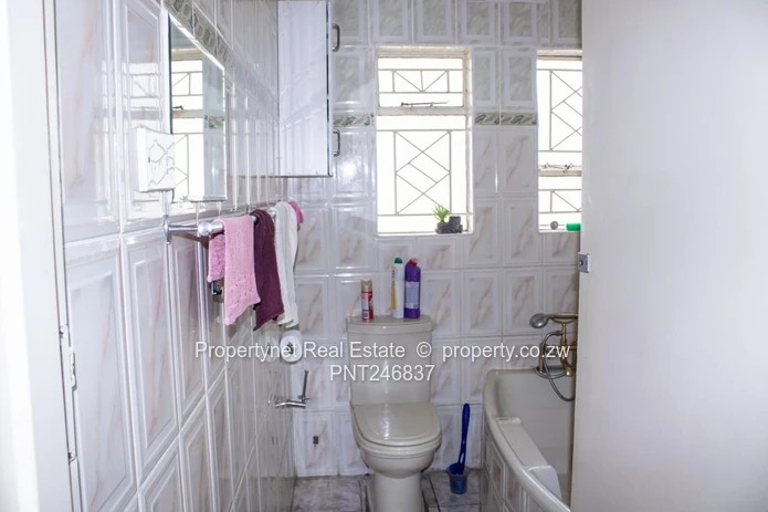 Solid neat family home!!!