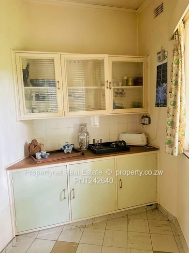 Solid neat family home!!!