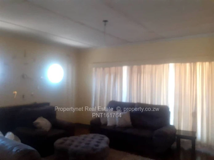 Neat family home!!! (Sole Mandate)