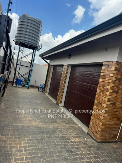 Modern family home for sale!!!