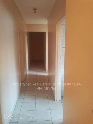 Neat family home!!! (Sole Mandate)