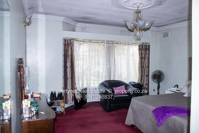 Solid neat family home!!!