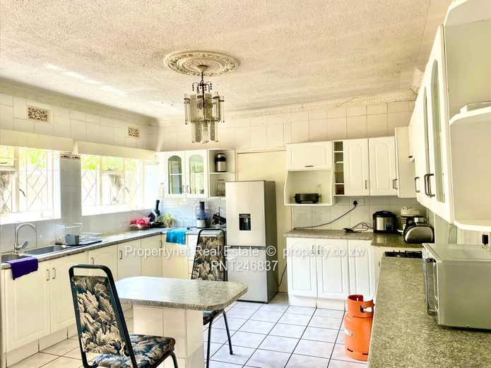 Solid neat family home!!!