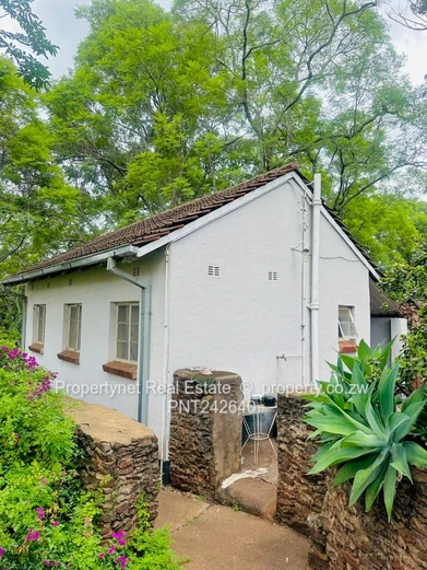 Solid neat family home!!!